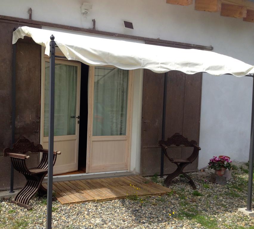 B&B Al Giardino Dei Mandorli Prasco Quarto foto