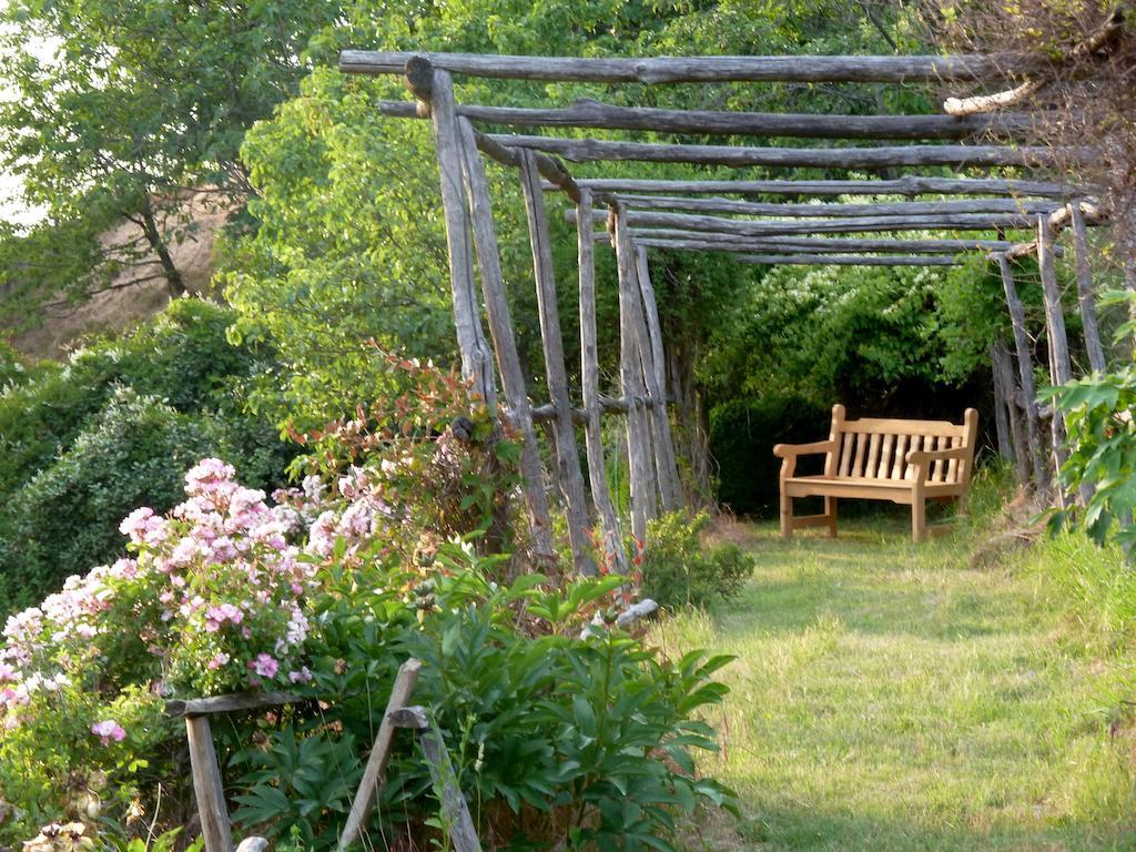 B&B Al Giardino Dei Mandorli Prasco Exterior foto